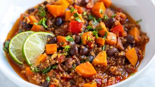 Easy Vegetarian Chili Recipe [upl. by Bliss]