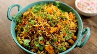 Masoor Pulao Recipe  ThanksGivingDinner  Simple amp Easy Veg Pulao Recipe  Varun Inamdar [upl. by Kragh461]