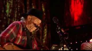 Neil Young  Heart of Gold Live at Farm Aid 2013 [upl. by Dewhurst]