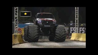 Metal Mulisha vs Soldier Fortune Monster Jam World Finals Racing Round 2 2016 [upl. by Ingham]