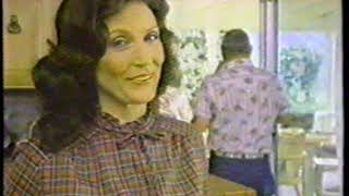 1981 Crisco Shortening quotLoretta Lynnquot TV Commercial [upl. by Revorg964]