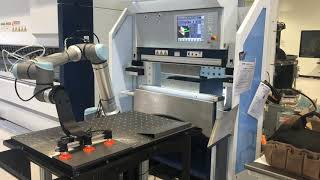 Universal Robot  Robot Automated Press Brake Operator  Mid Atlantic Machinery [upl. by Xineohp305]