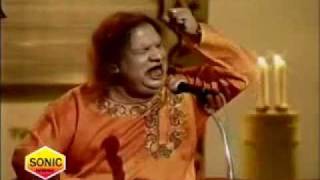 mujhe aazmane wale AZIZ MIYA QAWWAL [upl. by Circosta]