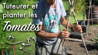 Tuteurer et planter les tomates [upl. by Dnumsed]