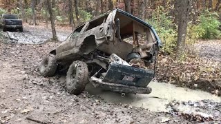 Offroad Fails and Wins  Hilarious and Extreme 4x4 Compilation [upl. by Cochran]