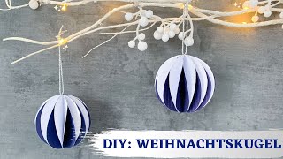 DIY – Weihnachtskugel aus Papier basteln  Christbaumschmuck selber machen [upl. by Farmer307]