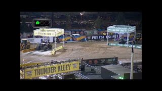 Metal Mulisha vs Grave Digger Monster Jam World Finals Racing Round 1 2016 [upl. by Warford]