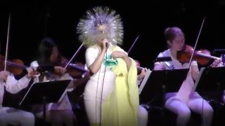 Björk  Lionsong Vulnicura Live [upl. by Eniladam]