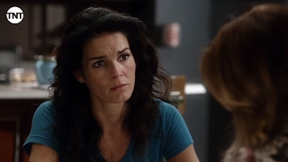 2M7258100  In the Picture  Rizzoli amp Isles  TNT [upl. by Theurer]