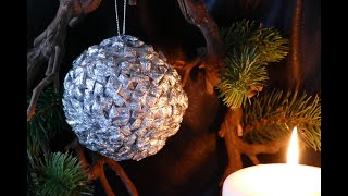 Weihnachtskugel basteln – Weihnachtsdeko – Make a decorative ball – Haz una bola decorativa [upl. by Notlek]