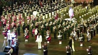 Auld Lang Syne pipes amp drums  Musikparade Lanxess Arena Köln [upl. by Eilahs]