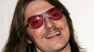 The Untold Truth Of Comedian Mitch Hedberg [upl. by Ehpotsirhc]