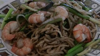 Longevity Noodles With Tiger Prawns Shrimp Traditional Chinese Cooking [upl. by Rahcir859]