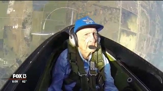 96yearold WWII pilot takes flight again in Tampa [upl. by Notnilc]