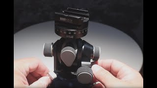 Arca Swiss D4 Geared Tripod Head Classic  UNBOXING [upl. by Idell]