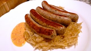 Bratwurst mit Sauerkraut und Zwiebelsenf [upl. by Nytsirhc]