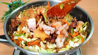 Pancit Lechon Kawali [upl. by Elleahcim]